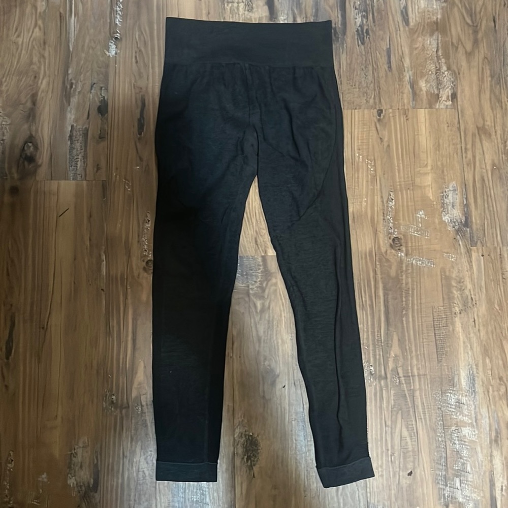 Dark grey leggings